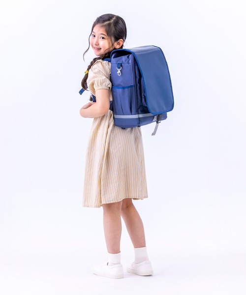 BACKYARD FAMILY（バックヤードファミリー）の「RAKUSACK JUNIOR PLUS 101351 100・小（ランドセル・キッズ・ブラック/カーキ/アクア/キャメル/レッド/ネイビー/ラベンダー・100cm/小）」の3枚目の写真