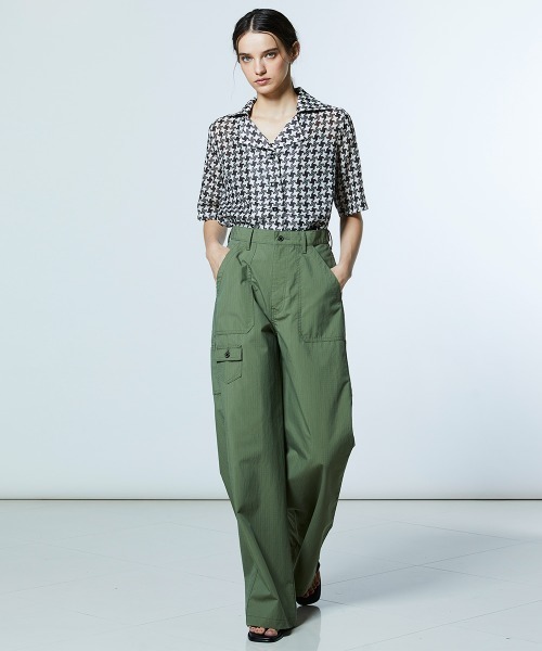 DOUBLE STANDARD CLOTHING（ダブルスタンダードクロージング）の「リップストップ カーゴパンツ（その他パンツ・レディース・カーキ・38/36）」の5枚目の写真