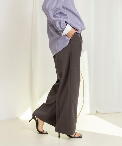 NOLLEY’S（ノーリーズ）の「ウォッシャブルドライツイルワイドパンツ（その他パンツ・レディース・ホワイト/ブルー/チャコールグレー・36/38）」の2枚目の写真