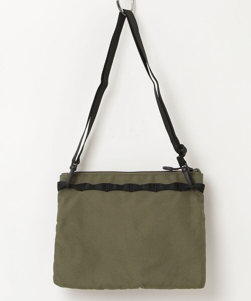 le coq sportif（ルコックスポルティフ）の「サコッシュ（ボディバッグ/ウエストポーチ・メンズ・ピンク/グレー/カーキ/ブラック・F）」の14枚目の写真