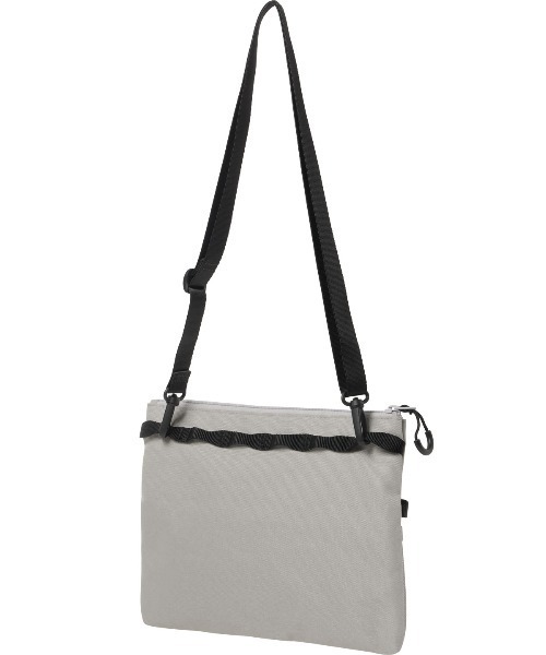 le coq sportif（ルコックスポルティフ）の「サコッシュ（ボディバッグ/ウエストポーチ・メンズ・ピンク/グレー/カーキ/ブラック・F）」の10枚目の写真