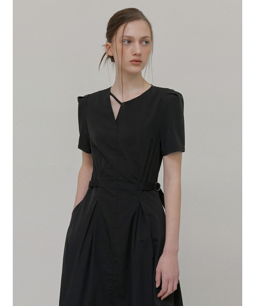 ETMON(エトモン)の「Neck Strap Belt Dress, Black(ワンピース・レディース・その他・S/M)」の2枚目の写真