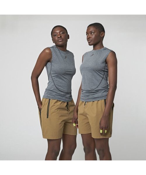 ATHPLATFORM(アスプラットフォーム)の「AU32TN01 コンプレッショントップ_メランジグレー(Tシャツ/カットソー・レディース・その他・L/M/XL)」の2枚目の写真