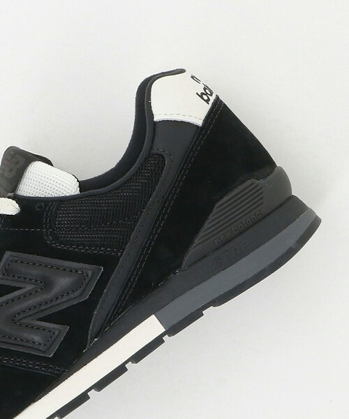 NEW BALANCE(ニューバランス)の「<New Balance>996 スニーカー(スニーカー・メンズ・グレー系/ブラック・27.5cm/27cm/26cm/28.5cm/25cm/26.5cm/29cm/28cm/25.5cm)」の19枚目の写真