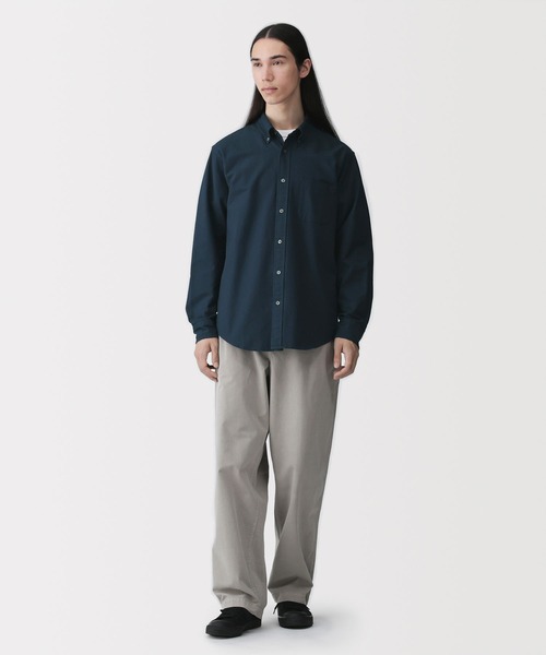 無印良品（ムジルシリョウヒン）の「紳士　洗いざらしオックスボタンダウン長袖シャツ（シャツ/ブラウス・メンズ・スモーキーグリーン系/ダークグレー/ネイビー/サックスブルー/ホワイト・S/XL/M/L）」の18枚目の写真