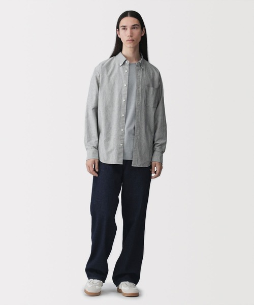 無印良品（ムジルシリョウヒン）の「紳士　洗いざらしオックスボタンダウン長袖シャツ（シャツ/ブラウス・メンズ・スモーキーグリーン系/ダークグレー/ネイビー/サックスブルー/ホワイト・S/XL/M/L）」の8枚目の写真