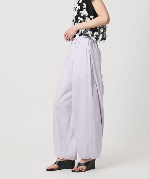 AEWEN MATOPH(イウエン マトフ)の「<AEWEN MATOPH>パネルギャザーバルーンパンツ ‐ ウォッシャブル ‐(その他パンツ・レディース・ライラック/ブラック/ホワイト・38/36/34)」の15枚目の写真