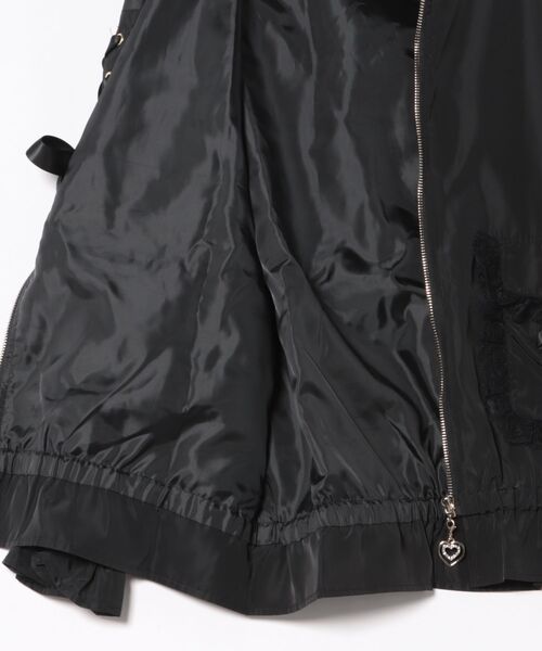 Secret Honey（シークレットハニー）の「うさ耳ハートバックルポケットブルゾン（その他アウター・レディース・ブラック/オフホワイト・MEDIUM）」の13枚目の写真