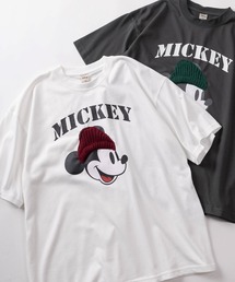Disney（ディズニー）の「【71】【Disney ディズニー】ミッキーマウス ベイマックス ルシファー 101匹わんちゃん アップリケ サガラ刺繍 クルーネックTシャツ ユニセックス レディース メンズ【オリジナルデザイン ミッキー ベイマックス ルシファー】（Tシャツ/カットソー）」