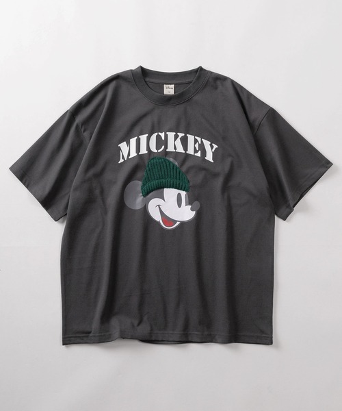 Disney(ディズニー)の「【71】別注【Disney/ディズニー】ミッキーマウス/ベイマックス/ルシファー/101匹わんちゃん アップリケ サガラ刺繍 クルーネックTシャツ/ユニセックス/レディース/メンズ【オリジナルデザイン/ミッキー/ベイマックス/ルシファー】(Tシャツ/カットソー・レディース・サックスブルー系1/ホワイト系4/グレー系1/ホワイト系1/ホワイト系2/グレー系2/グレー系3/グレー系4/グレイッシュベージュ/サックスブルー/アッシュグレー/チャコールグレー/ホワイト系3/オフホワイト・M/L/XL)」の15枚目の写真