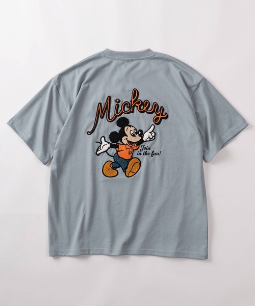 Disney(ディズニー)の「【71】別注【Disney/ディズニー】ミッキーマウス/ベイマックス/ルシファー/101匹わんちゃん アップリケ サガラ刺繍 クルーネックTシャツ/ユニセックス/レディース/メンズ【オリジナルデザイン/ミッキー/ベイマックス/ルシファー】(Tシャツ/カットソー・レディース・サックスブルー系1/ホワイト系4/グレー系1/ホワイト系1/ホワイト系2/グレー系2/グレー系3/グレー系4/グレイッシュベージュ/サックスブルー/アッシュグレー/チャコールグレー/ホワイト系3/オフホワイト・M/L/XL)」の20枚目の写真