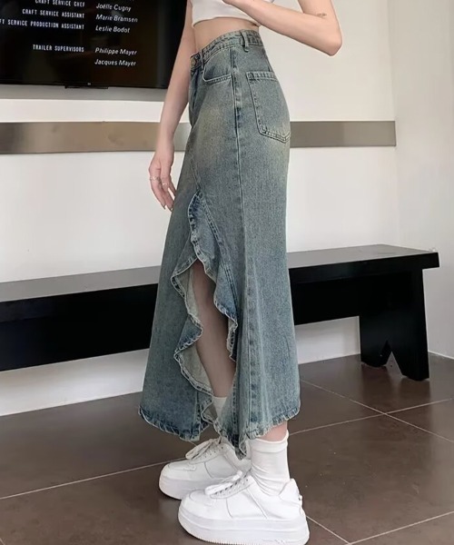 Flugge(フラッジー)の「フリルスリットデニムスカート(デニムスカート・レディース・ブルー・LARGE/MEDIUM)」の10枚目の写真