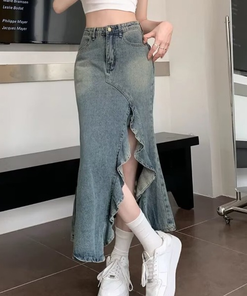 Flugge(フラッジー)の「フリルスリットデニムスカート(デニムスカート・レディース・ブルー・LARGE/MEDIUM)」の11枚目の写真