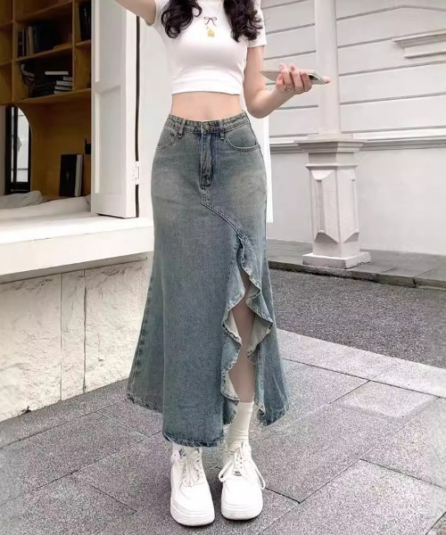 Flugge(フラッジー)の「フリルスリットデニムスカート(デニムスカート・レディース・ブルー・LARGE/MEDIUM)」の6枚目の写真