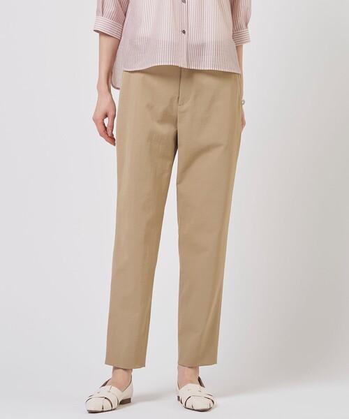 J.PRESS（ジェイプレス）の「麻シェルドライ テーパード パンツ（その他パンツ・レディース・ダークブラウン系/ネイビー系/黄土色系・11/9/7/13）」の2枚目の写真