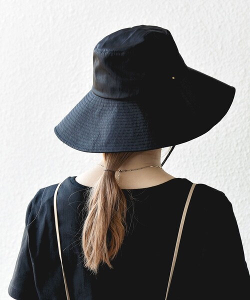 SHIPS any(シップス エニィ)の「SHIPS any: 〈UVカット/接触冷感/撥水/手洗い可能〉ブリム ハット(ハット・レディース・ライトグレー/ブラック・ONE SIZE)」の1枚目の写真