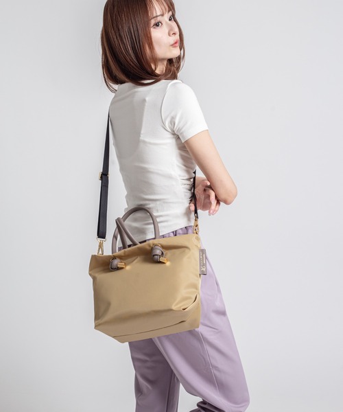 VIOLAd'ORO(ヴィオラドーロ)の「【VIOLAd'ORO/ヴィオラドーロ】ノットハンドル ナイロントートバッグ 2WAY BIANCA Sサイズ made in japan(トートバッグ・レディース・ブラック×ブラック/モカ/ベージュ/ターコイズブルー/ダークグレー/チャコールグレー/ブラック系その他/ブラック・FREE)」の21枚目の写真