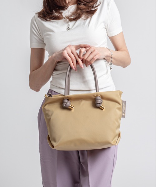 VIOLAd'ORO(ヴィオラドーロ)の「【VIOLAd'ORO/ヴィオラドーロ】ノットハンドル ナイロントートバッグ 2WAY BIANCA Sサイズ made in japan(トートバッグ・レディース・ブラック×ブラック/モカ/ベージュ/ターコイズブルー/ダークグレー/チャコールグレー/ブラック系その他/ブラック・FREE)」の22枚目の写真