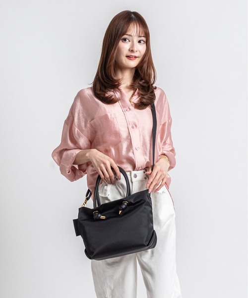 VIOLAd'ORO（ヴィオラドーロ）の「【VIOLAd'ORO/ヴィオラドーロ】ノットハンドル ナイロントートバッグ 2WAY BIANCA Sサイズ made in japan（トートバッグ・レディース・ブラック×ブラック/モカ/ベージュ/ターコイズブルー・FREE）」の5枚目の写真