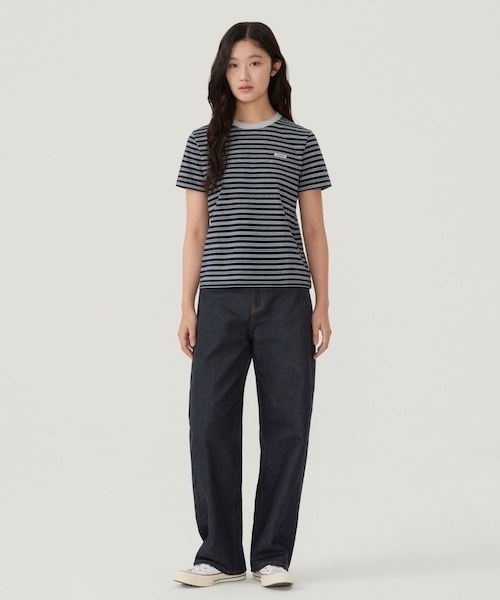 COVERNAT(カバーナット)の「WOMEN STRIPED T-SHIRT(Tシャツ/カットソー・レディース・アイボリー/チャコールグレー/ブルー/ネイビー・LARGE/MEDIUM/SMALL)」の8枚目の写真
