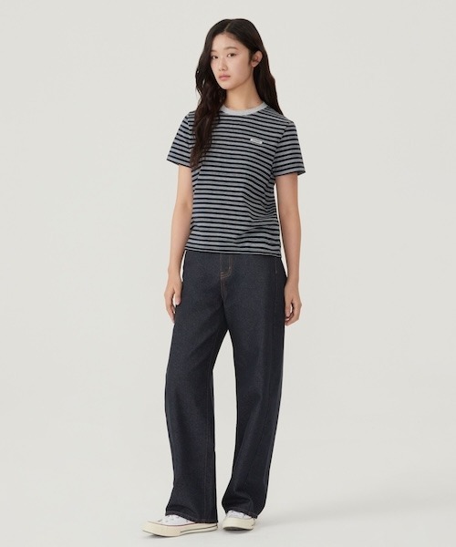 COVERNAT(カバーナット)の「WOMEN STRIPED T-SHIRT(Tシャツ/カットソー・レディース・アイボリー/チャコールグレー/ブルー/ネイビー・LARGE/MEDIUM/SMALL)」の9枚目の写真