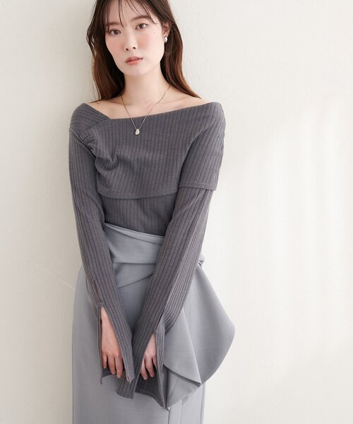 natural couture（ナチュラルクチュール）の「ギャザーオフショルフレア袖ロンT（ニット/セーター・レディース・チャコールグレー/ネイビー/ブラック/アイボリー・FREE）」の11枚目の写真