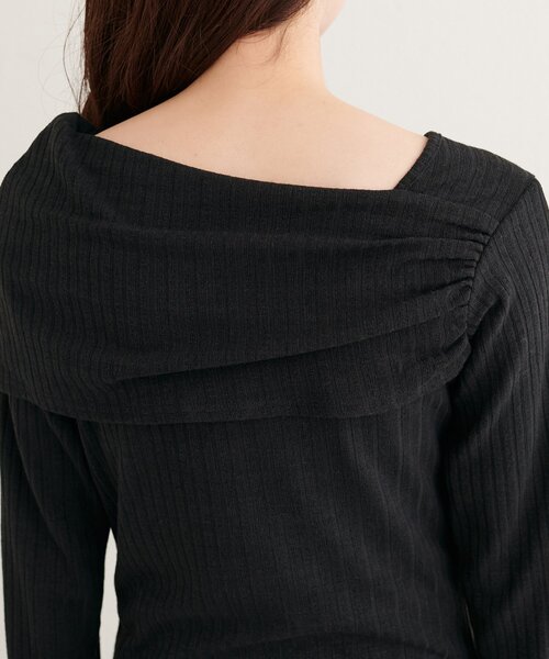 natural couture（ナチュラルクチュール）の「ギャザーオフショルフレア袖ロンT（ニット/セーター・レディース・チャコールグレー/ネイビー/ブラック/アイボリー・FREE）」の21枚目の写真