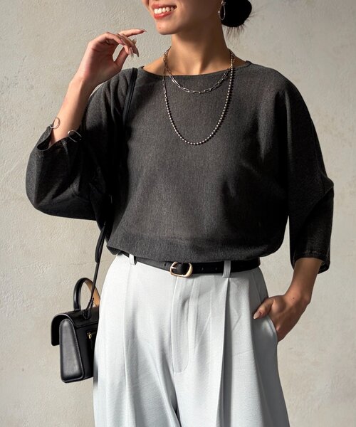 Chez toi(シェトワ)の「UV加工ドルマンプルオーバー(ニット/セーター・レディース・レッド/ネイビー/チャコールグレー/オフホワイト・FREE)」の5枚目の写真