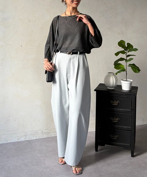 Chez toi(シェトワ)の「UV加工ドルマンプルオーバー(ニット/セーター・レディース・レッド/ネイビー/チャコールグレー/オフホワイト・FREE)」の9枚目の写真