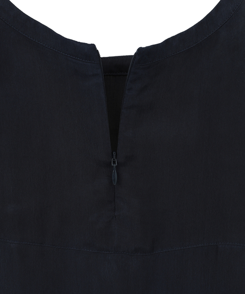 martinique(マルティニーク)の「キュプラTブラウス(シャツ/ブラウス・レディース・ホワイト/モカ/ネイビー・FREE)」の7枚目の写真