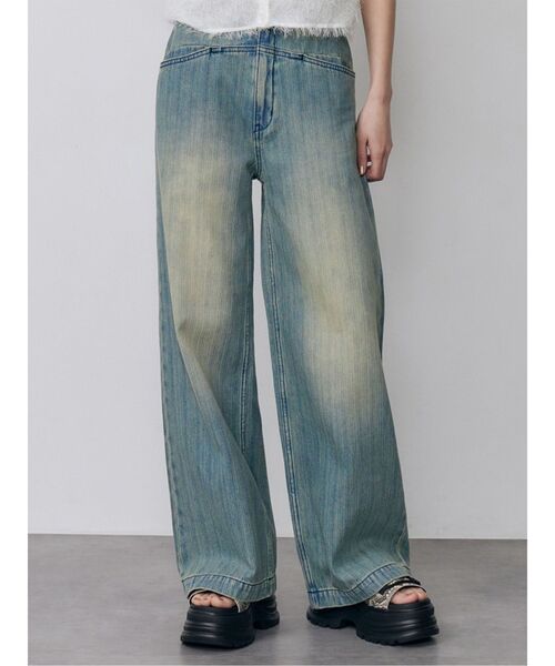 MURUA（ムルーア）の「スラブハイウエストデニム（デニムパンツ・レディース・ブルー/ブラック・1/2）」の2枚目の写真