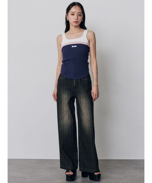 MURUA（ムルーア）の「スラブハイウエストデニム（デニムパンツ・レディース・ブルー/ブラック・1/2）」の20枚目の写真