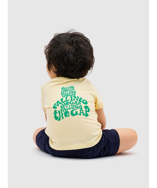 GAP（ギャップ）の「babyGap ブラナンベア ポケットTシャツ（Tシャツ/カットソー・キッズ・ブラック/イエロー/ネイビー/ホワイト/ピンク/グリーン・110cm/105cm/100cm/95cm/90cm/80ｃｍ）」の5枚目の写真