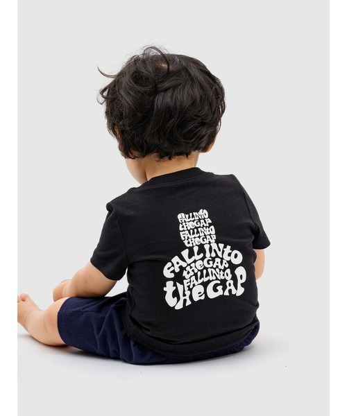GAP（ギャップ）の「babyGap ブラナンベア ポケットTシャツ（Tシャツ/カットソー・キッズ・ブラック/イエロー/ネイビー/ホワイト/ピンク/グリーン・110cm/105cm/100cm/95cm/90cm/80ｃｍ）」の3枚目の写真