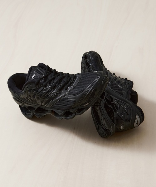 MIZUNO(ミズノ )の「【MIZUNO/ミズノ】WAVE PROPHECY LS(スニーカー・メンズ・ブラック系その他/ブラック・27.5cm/28.0cm/26.5cm)」の2枚目の写真