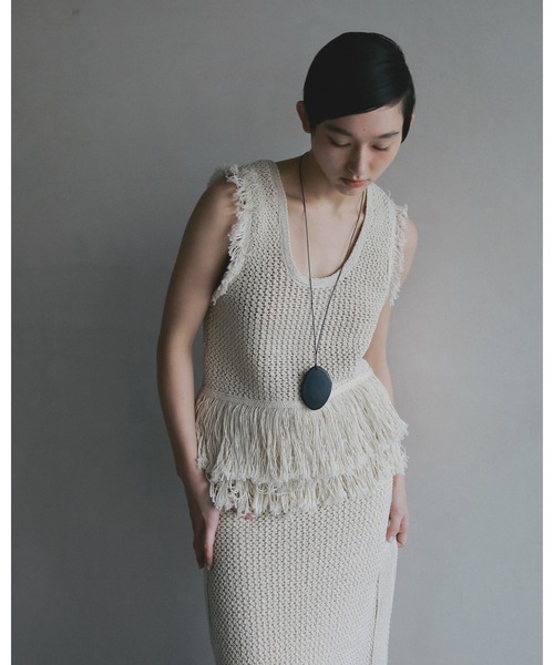 anuke（アンヌーク）の「Acrylic Stone Necklace（ネックレス・レディース・ホワイト/ブラック・FREE）」の8枚目の写真