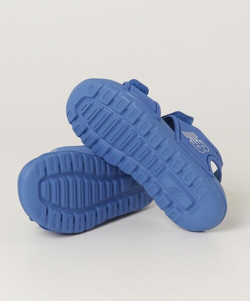 NEW BALANCE（ニューバランス）の「SPSD v1 Strap Sandal（サンダル・キッズ・ベージュ/ブルー・19.0cm/23.0cm/22.0cm/21.0cm/20.0cm/18.0cm/17.0cm）」の6枚目の写真