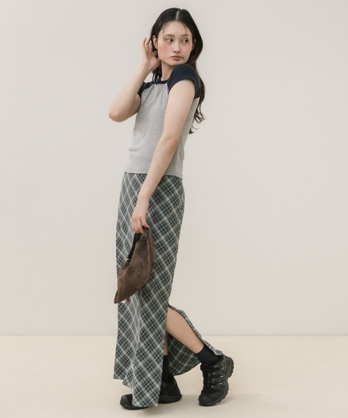 HEILIS(ヘイリス)の「チェックロングスカート / ロングスカート チェックスカート Iラインスカート ナロースカート バイアスチェック スリットスカート ロング丈 ボトムス レディース 韓国ファッション 大人カジュアル カジュアル フレンチカジュアル シンプル 秋服 春服 夏服 デイリー お出かけ(スカート・レディース・ブラウン/ブルー・FREE)」の19枚目の写真