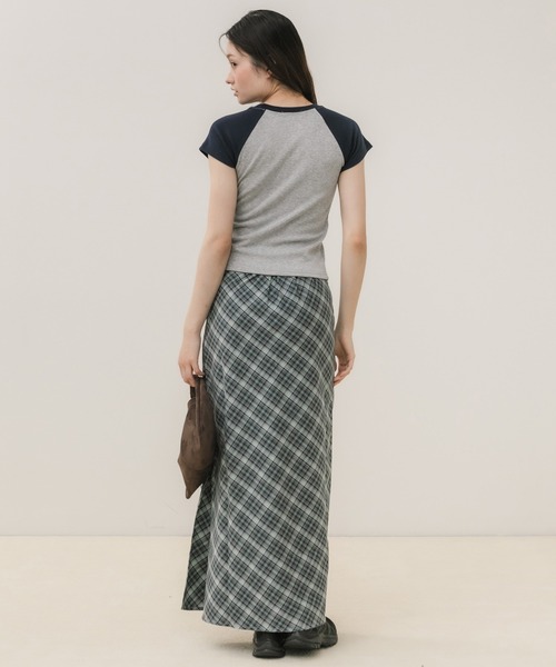 HEILIS(ヘイリス)の「チェックロングスカート / ロングスカート チェックスカート Iラインスカート ナロースカート バイアスチェック スリットスカート ロング丈 ボトムス レディース 韓国ファッション 大人カジュアル カジュアル フレンチカジュアル シンプル 秋服 春服 夏服 デイリー お出かけ(スカート・レディース・ブラウン/ブルー・FREE)」の21枚目の写真