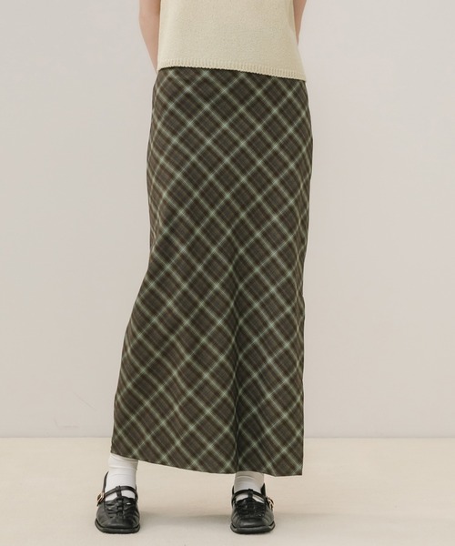 HEILIS(ヘイリス)の「チェックロングスカート / ロングスカート チェックスカート Iラインスカート ナロースカート バイアスチェック スリットスカート ロング丈 ボトムス レディース 韓国ファッション 大人カジュアル カジュアル フレンチカジュアル シンプル 秋服 春服 夏服 デイリー お出かけ(スカート・レディース・ブラウン/ブルー・FREE)」の7枚目の写真