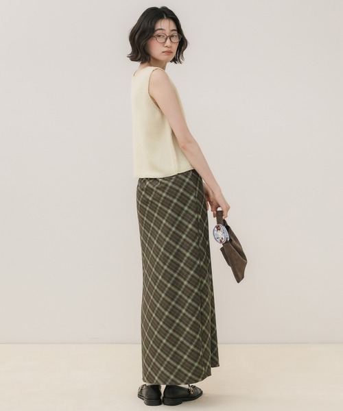 HEILIS(ヘイリス)の「チェックロングスカート / ロングスカート チェックスカート Iラインスカート ナロースカート バイアスチェック スリットスカート ロング丈 ボトムス レディース 韓国ファッション 大人カジュアル カジュアル フレンチカジュアル シンプル 秋服 春服 夏服 デイリー お出かけ(スカート・レディース・ブラウン/ブルー・FREE)」の13枚目の写真