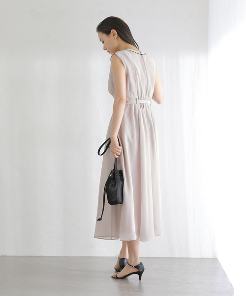 La TOTALITE(ラトータリテ)の「【洗える】ウォッシャブルレディワンピース(ワンピース・レディース・ネイビー/ベージュ/ブラック/グリーン・38/36)」の13枚目の写真