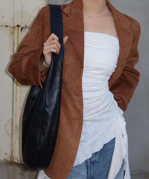 YUGA（ユーガ）の「YUGA_YGMC　　Korean-style  Asymmetrical ruffle strapless dress（キャミソール・レディース・ブラック/ホワイト・FREE）」の14枚目の写真