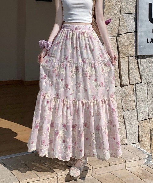AMAJI(アマジ)の「刺繍 ウエストゴム スカート ミディ丈 スカート(スカート・レディース・ライトブルー/ライトピンク・FREE)」の1枚目の写真