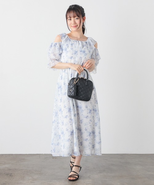 Honeys（ハニーズ）の「肩あきワンピース（ワンピース・レディース・ホワイト×ピンク/パープル系その他/ホワイト系その他2・3L/L/LL/M/S）」の4枚目の写真