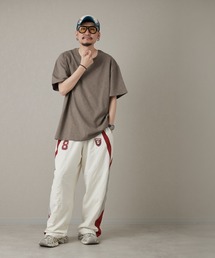 MONO KOTO DEPT.（モノコトデプト）の「SSY-ESSENTIALS 裏ロゴ半袖Tシャツ（Tシャツ/カットソー）」