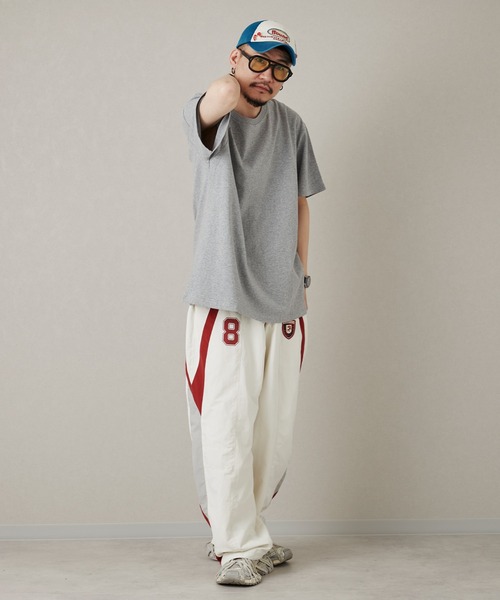 MONO KOTO DEPT.(モノコトデプト)の「SSY-ESSENTIALS 裏ロゴ半袖Tシャツ(Tシャツ/カットソー・メンズ・グレー/カーキ/グレイッシュベージュ・L/XL/S/M)」の18枚目の写真