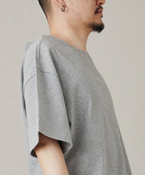 MONO KOTO DEPT.(モノコトデプト)の「SSY-ESSENTIALS 裏ロゴ半袖Tシャツ(Tシャツ/カットソー・メンズ・グレー/カーキ/グレイッシュベージュ・L/XL/S/M)」の21枚目の写真