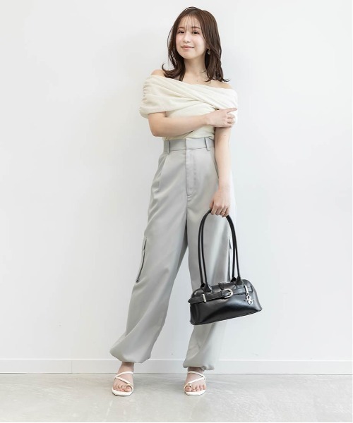 RANDA(ランダ)の「トングクロスストラップサンダル(サンダル・レディース・グレイッシュベージュ/ブラック/アイボリー・L/M/S/LL)」の9枚目の写真