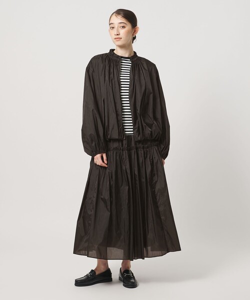 UNITED ARROWS(ユナイテッドアローズ)の「シアー タフタ ブルゾン ‐はっ水 ウォッシャブル‐(ブルゾン・レディース・ダークブラウン/ブラック/ライトブルー・36/38)」の6枚目の写真